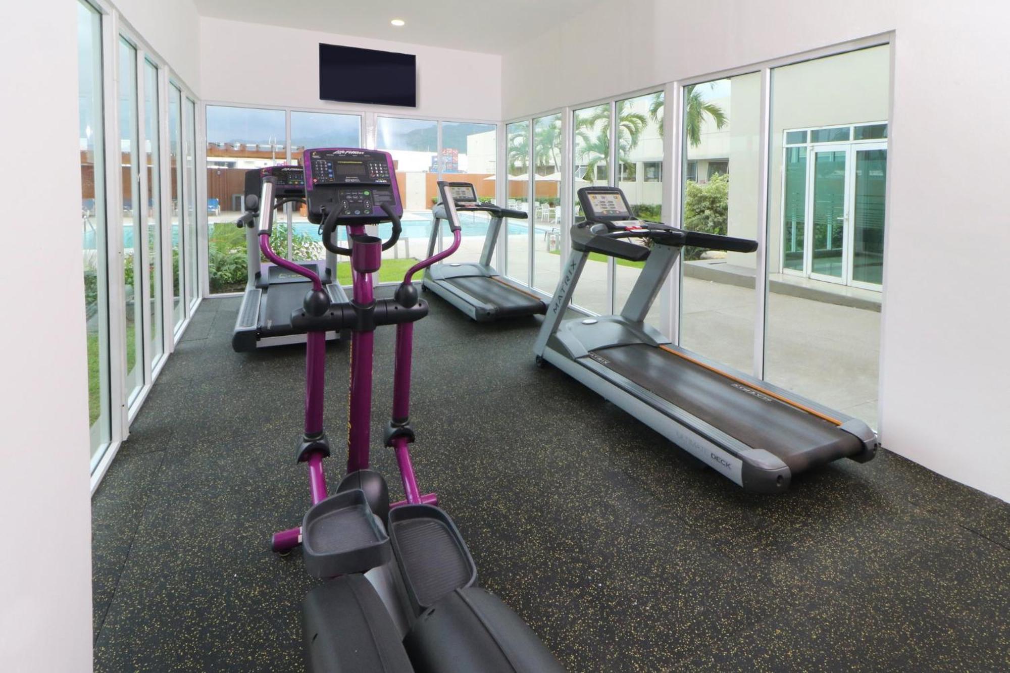 Holiday Inn Express Manzanillo By Ihg Exterior foto