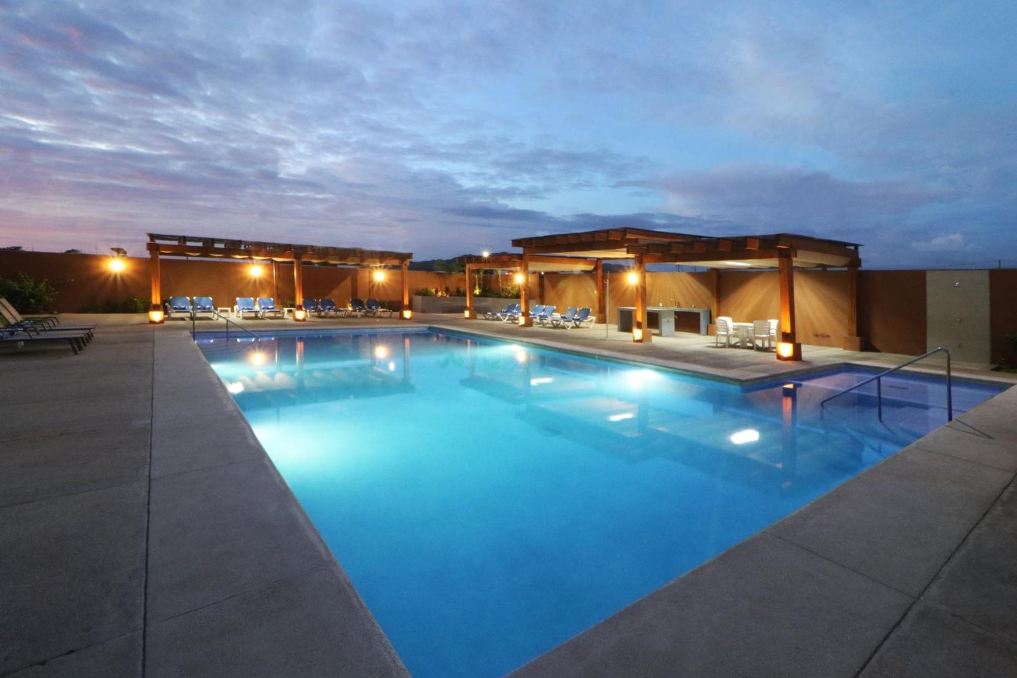 Holiday Inn Express Manzanillo By Ihg Exterior foto