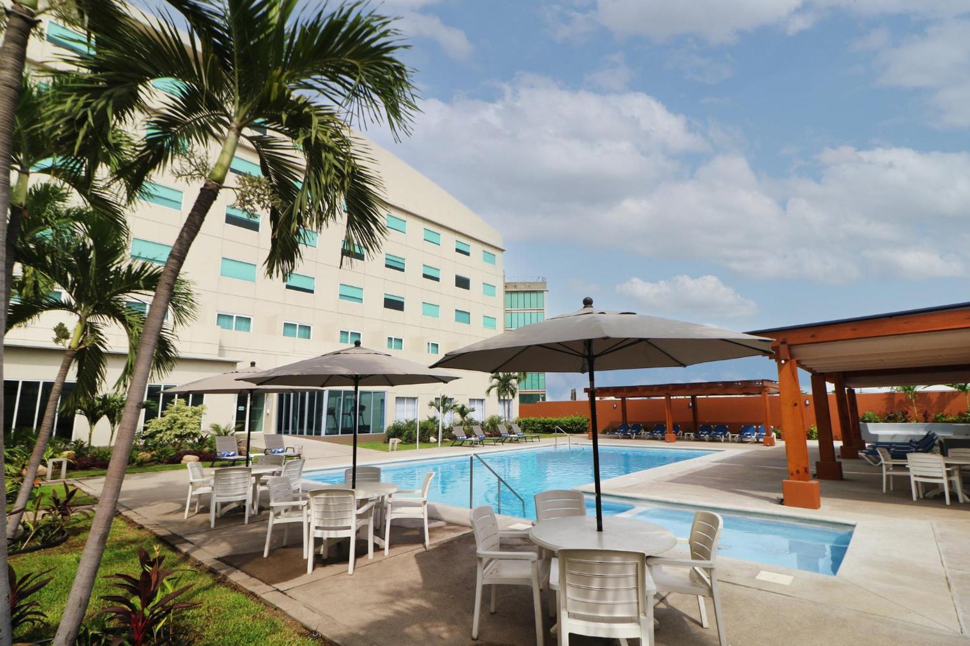 Holiday Inn Express Manzanillo By Ihg Exterior foto