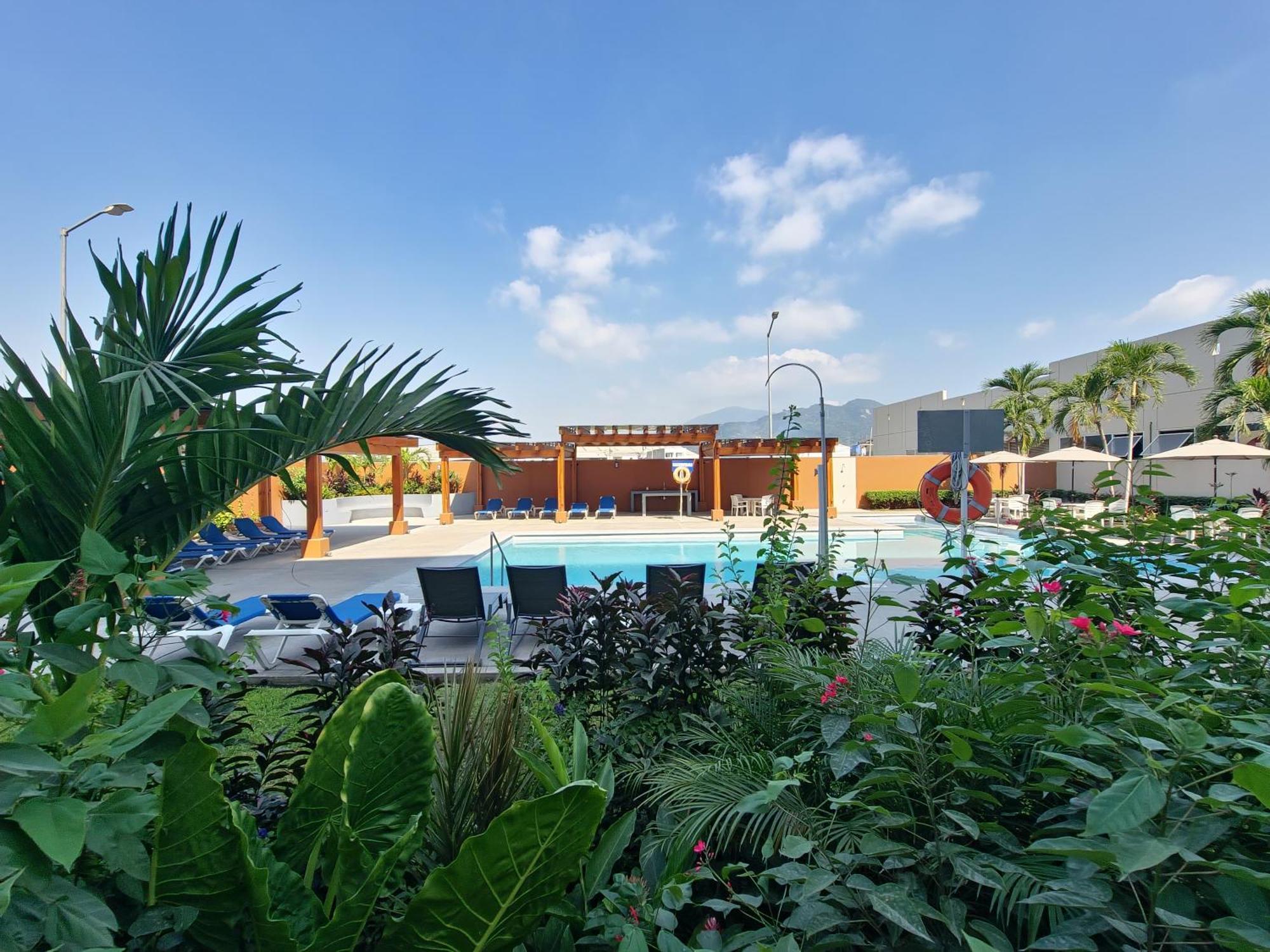 Holiday Inn Express Manzanillo By Ihg Exterior foto