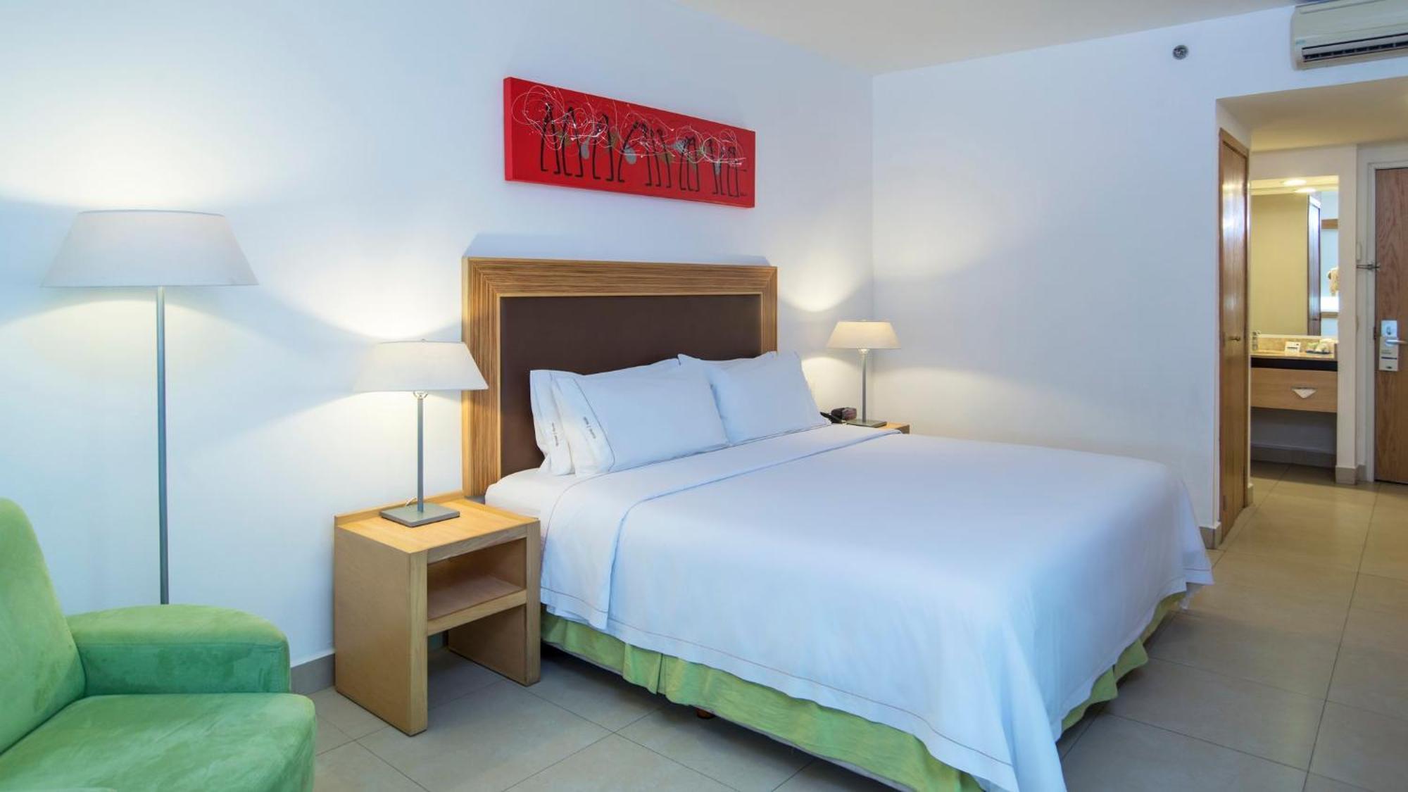 Holiday Inn Express Manzanillo By Ihg Exterior foto