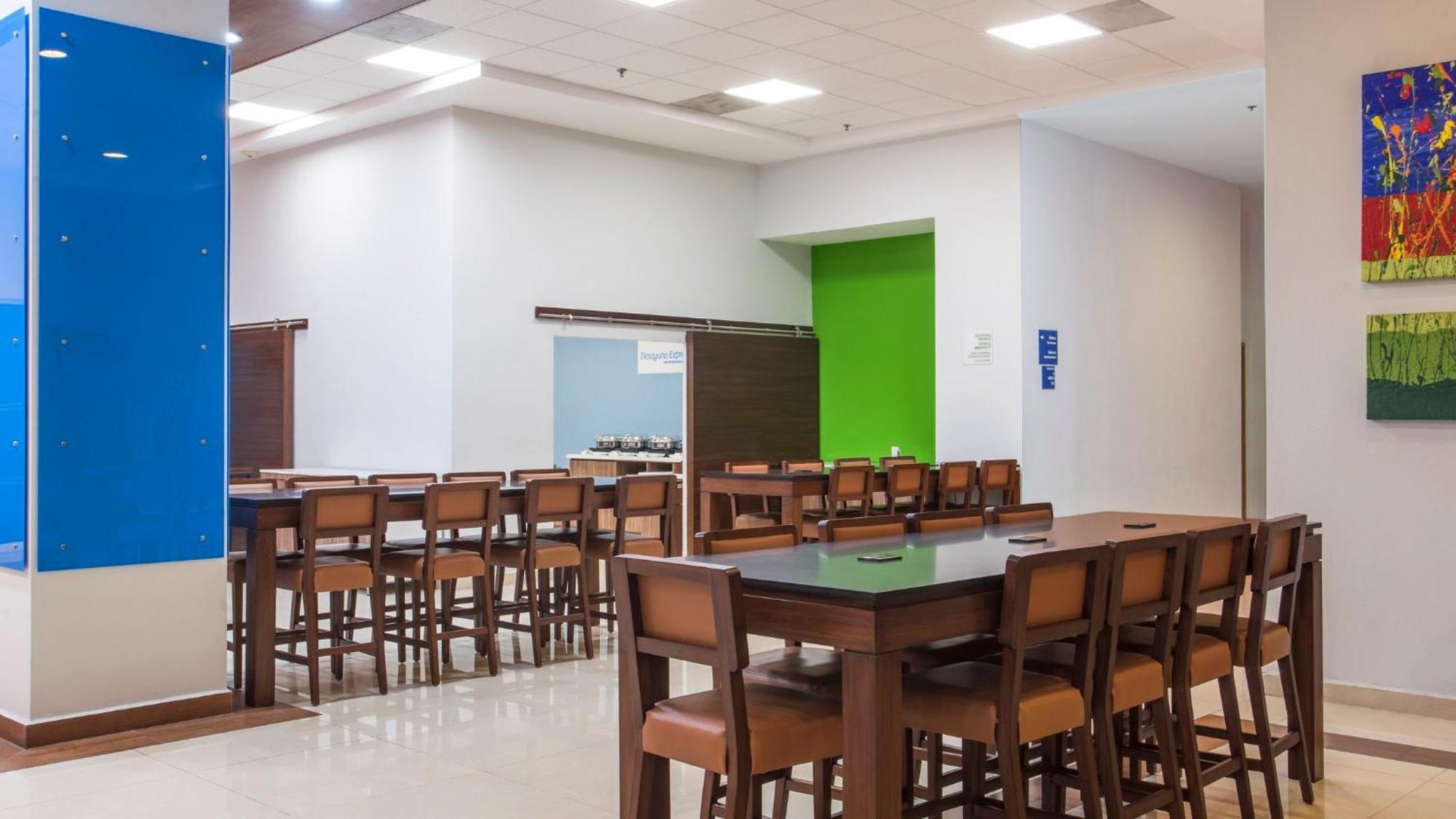 Holiday Inn Express Manzanillo By Ihg Exterior foto