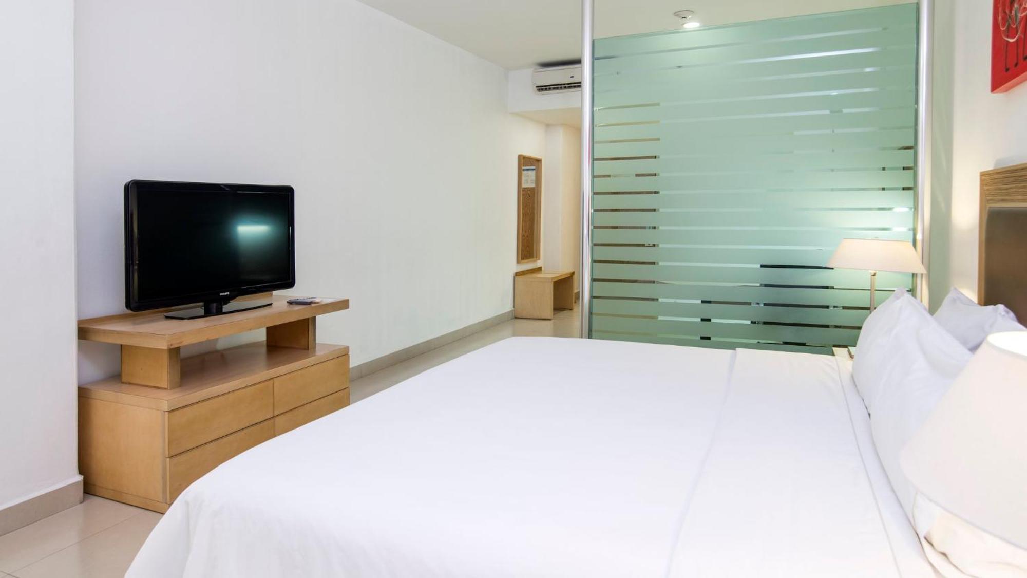 Holiday Inn Express Manzanillo By Ihg Exterior foto