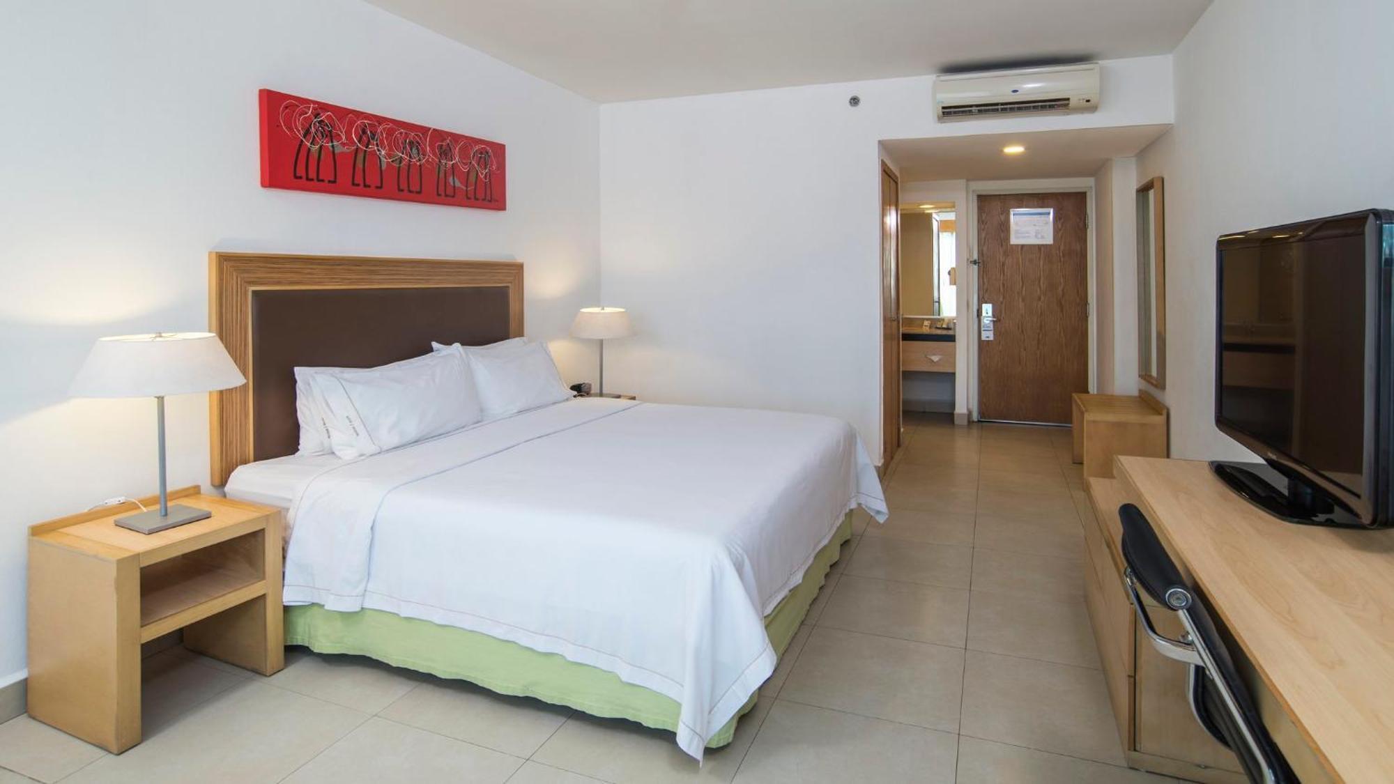Holiday Inn Express Manzanillo By Ihg Exterior foto